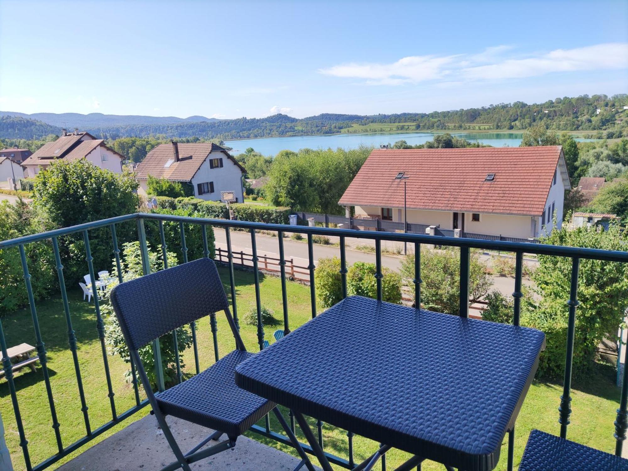 Villas-Du-Lac Appartements De Vacances Et Espace Spa Prive Клерво-ле-Лак Экстерьер фото