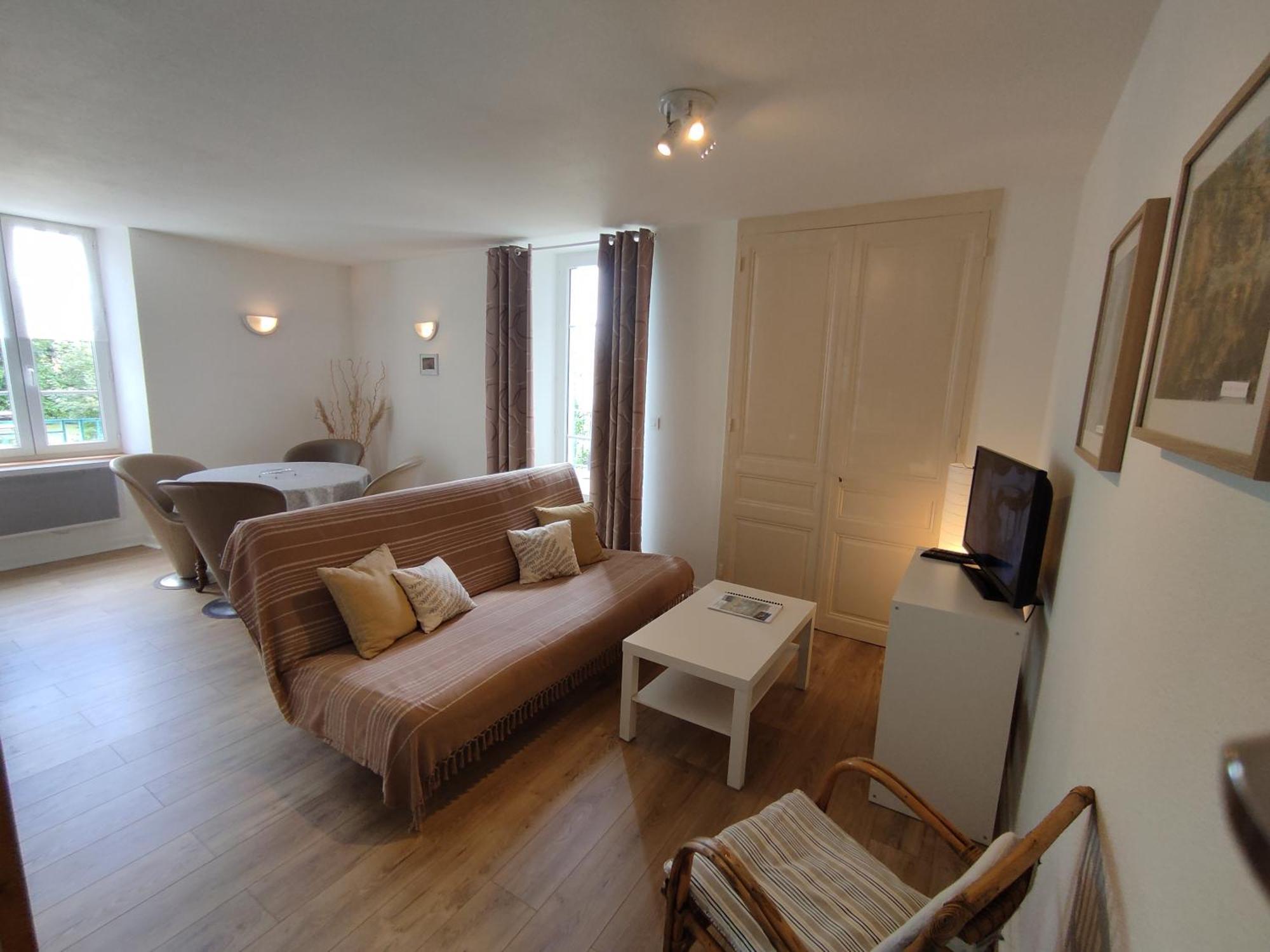 Villas-Du-Lac Appartements De Vacances Et Espace Spa Prive Клерво-ле-Лак Экстерьер фото